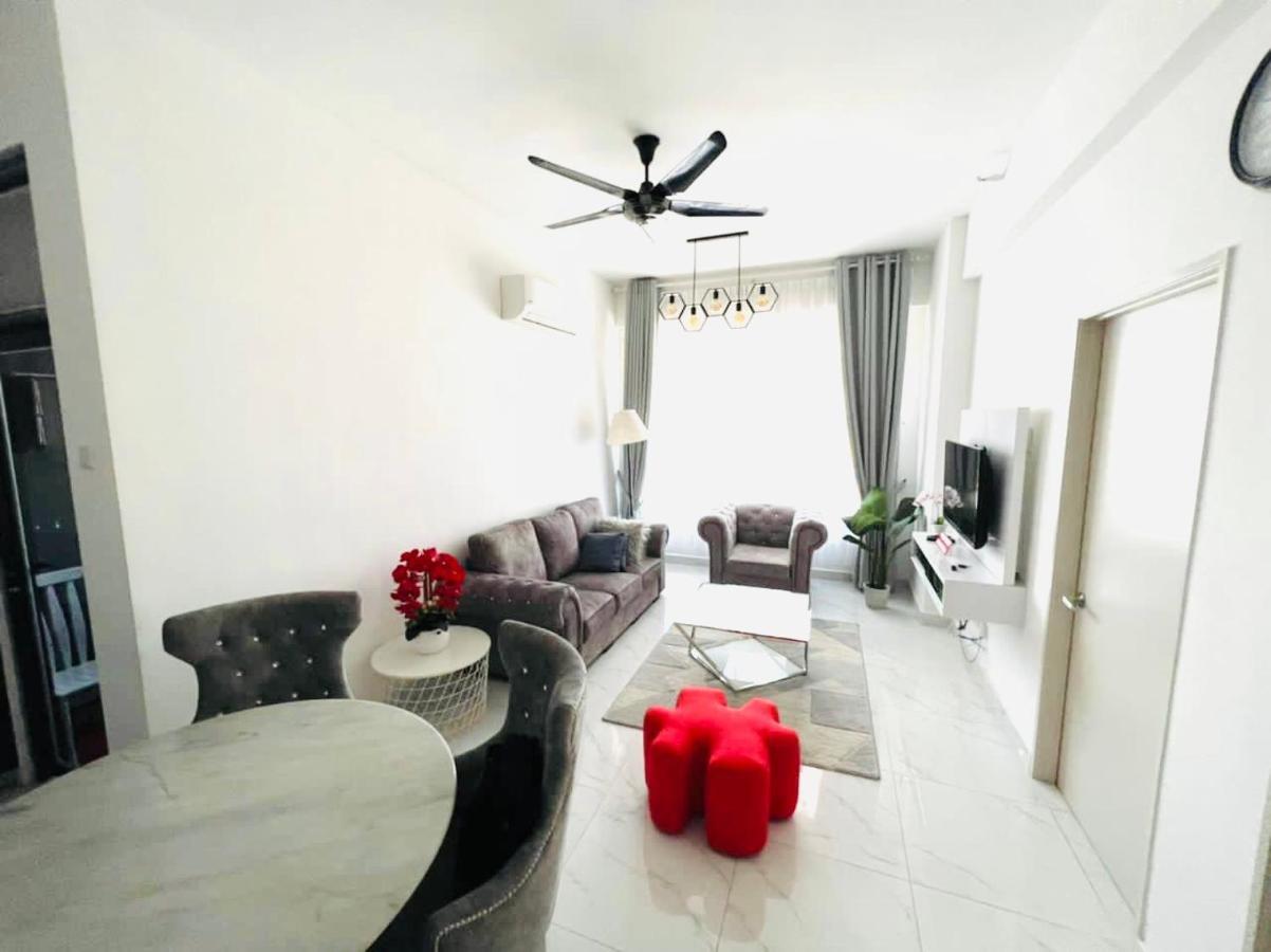 Deena Suite At Troika ,โกตาบารู ภายนอก รูปภาพ