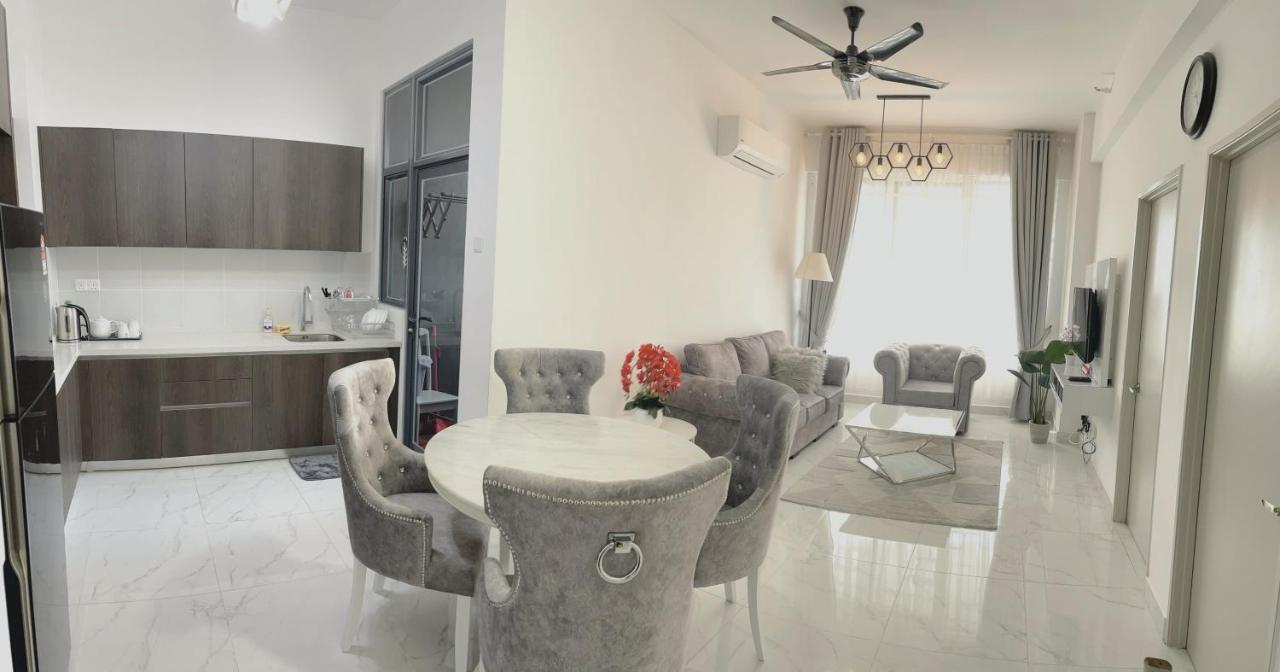 Deena Suite At Troika ,โกตาบารู ภายนอก รูปภาพ