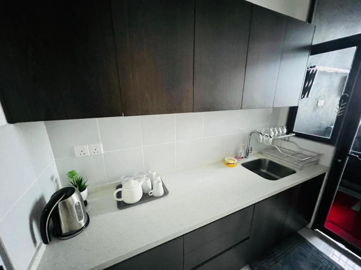 Deena Suite At Troika ,โกตาบารู ภายนอก รูปภาพ