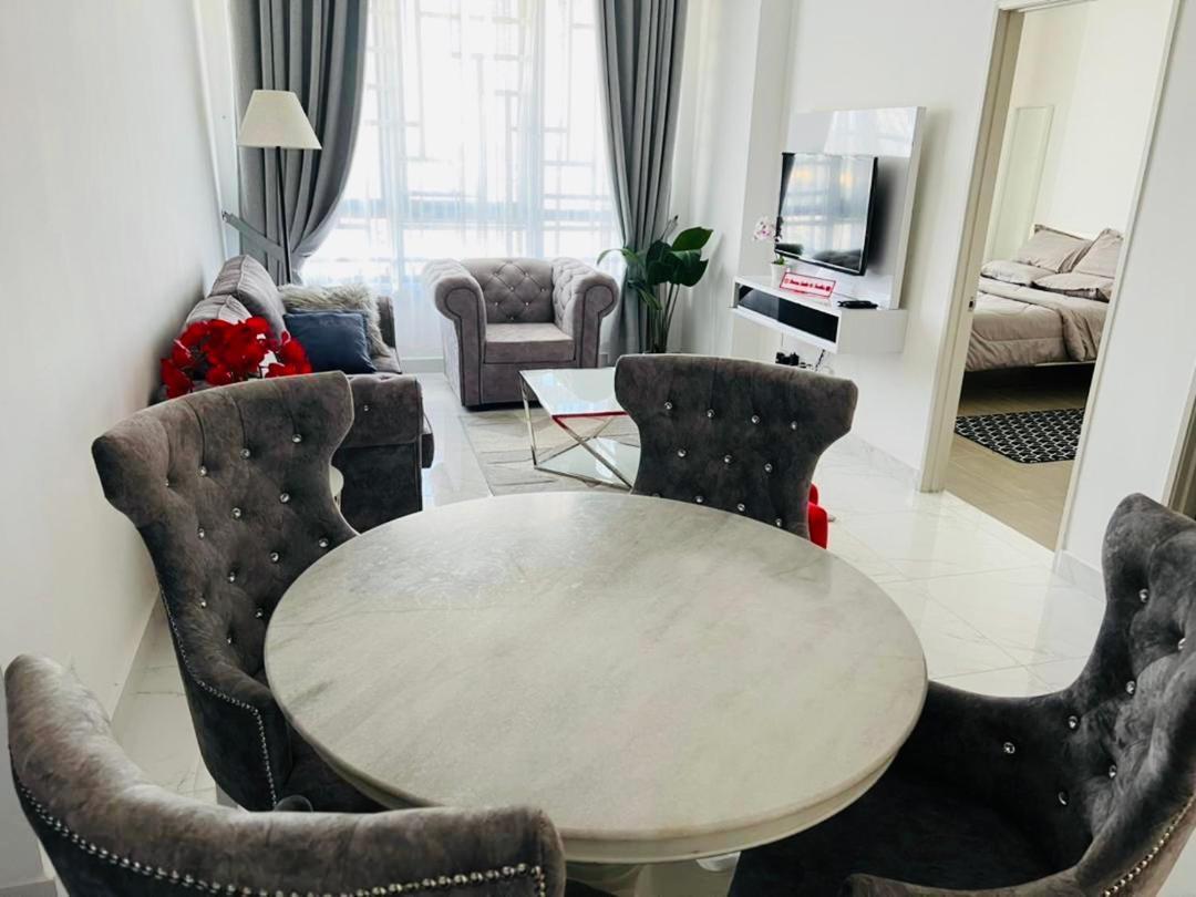 Deena Suite At Troika ,โกตาบารู ภายนอก รูปภาพ